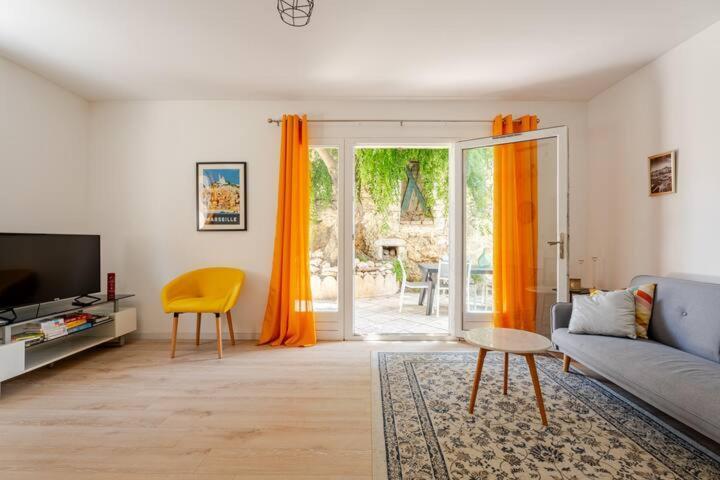 Maison De