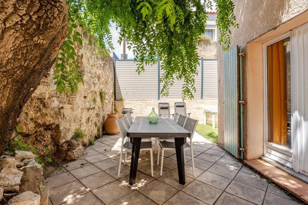Holiday home Maison De *